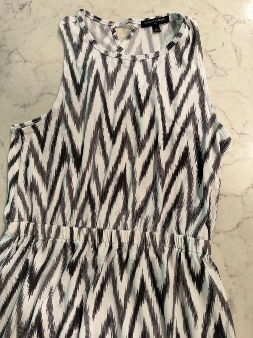Banana Republic Black & White Zigzag Sleeveless Dress